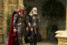 Смотреть Тор 2: Царство тьмы онлайн в HD качестве 720p