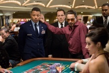 Смотреть Железный человек онлайн в HD качестве 720p