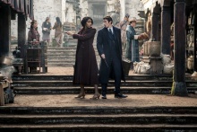 Смотреть Фантастические твари: Тайны Дамблдора онлайн в HD качестве 720p